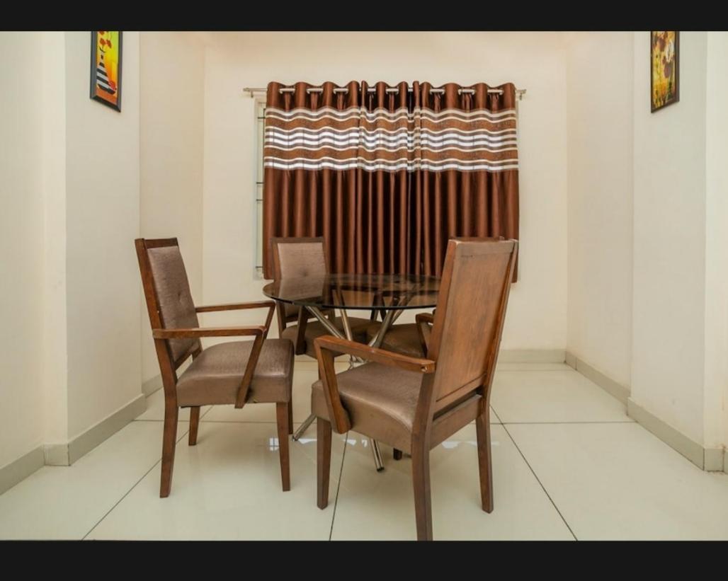 Metro Inn Bangalore Luaran gambar